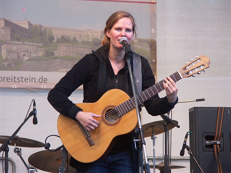 800px-Dota_Kehr_2011_Koblenz.jpg