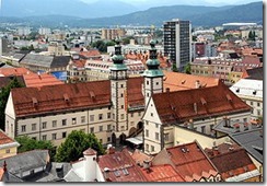 320px-klagenfurt_landhaus_31072008_01_thumb.jpg