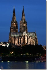 320px-klner_dom_abends_thumb.jpg