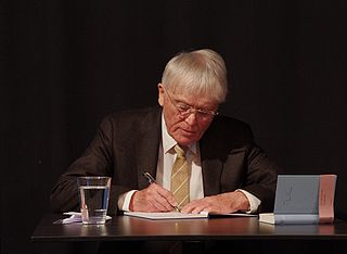 320px-Reiner_Kunze_Schorndorf_2012-01-29